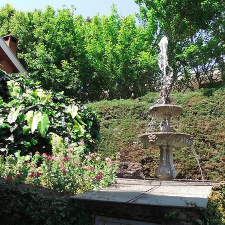 Campos do Jordão坎波斯普罗旺斯帕拉蒂宾馆别墅 外观 照片